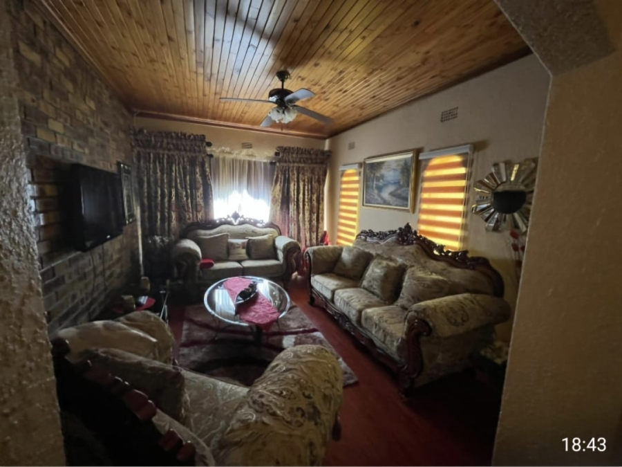 3 Bedroom Property for Sale in Riebeeckstad Free State